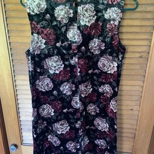 Floral print velvet sleeveless dress